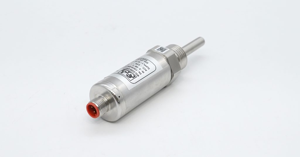 Stainless steel pressure transmitter with connector