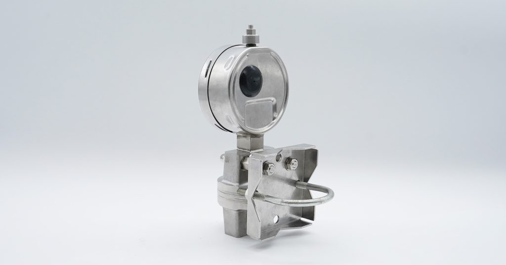 Back view showing mounting bracket and gauge body