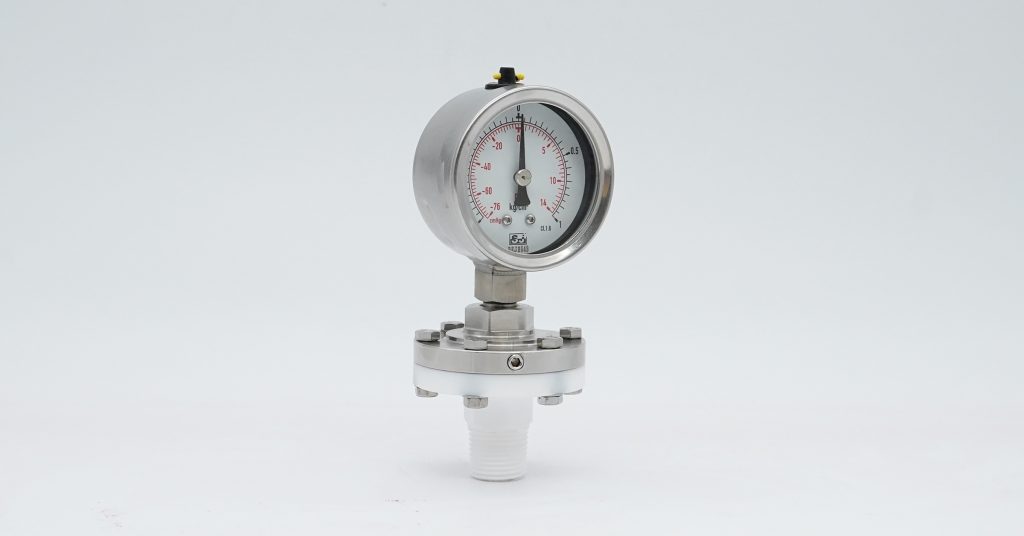 Pressure gauge with 316 SS top and PTFE diaphragm, plastic thread type