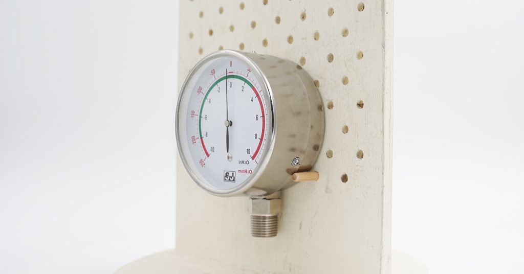Low-Pressure Gauge with SS Case