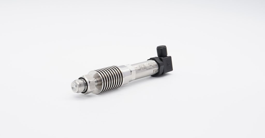 Compact Pressure Transmitter with Cooling Element