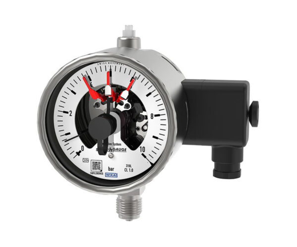 Bourdon tube pressure gauge with switch contacts For the process industry
